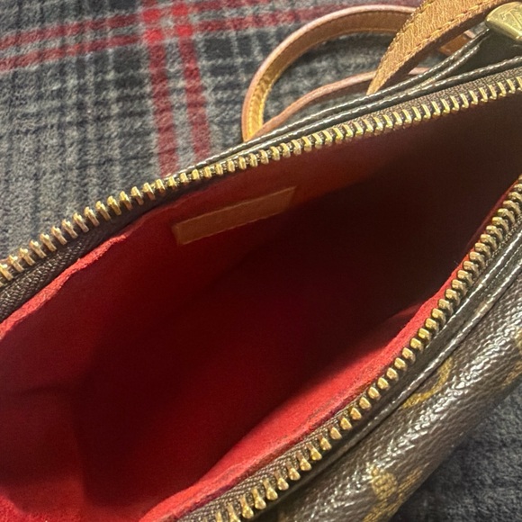 Louis Vuitton vivacite pm Monogram crossbody - Picture 4 of 8